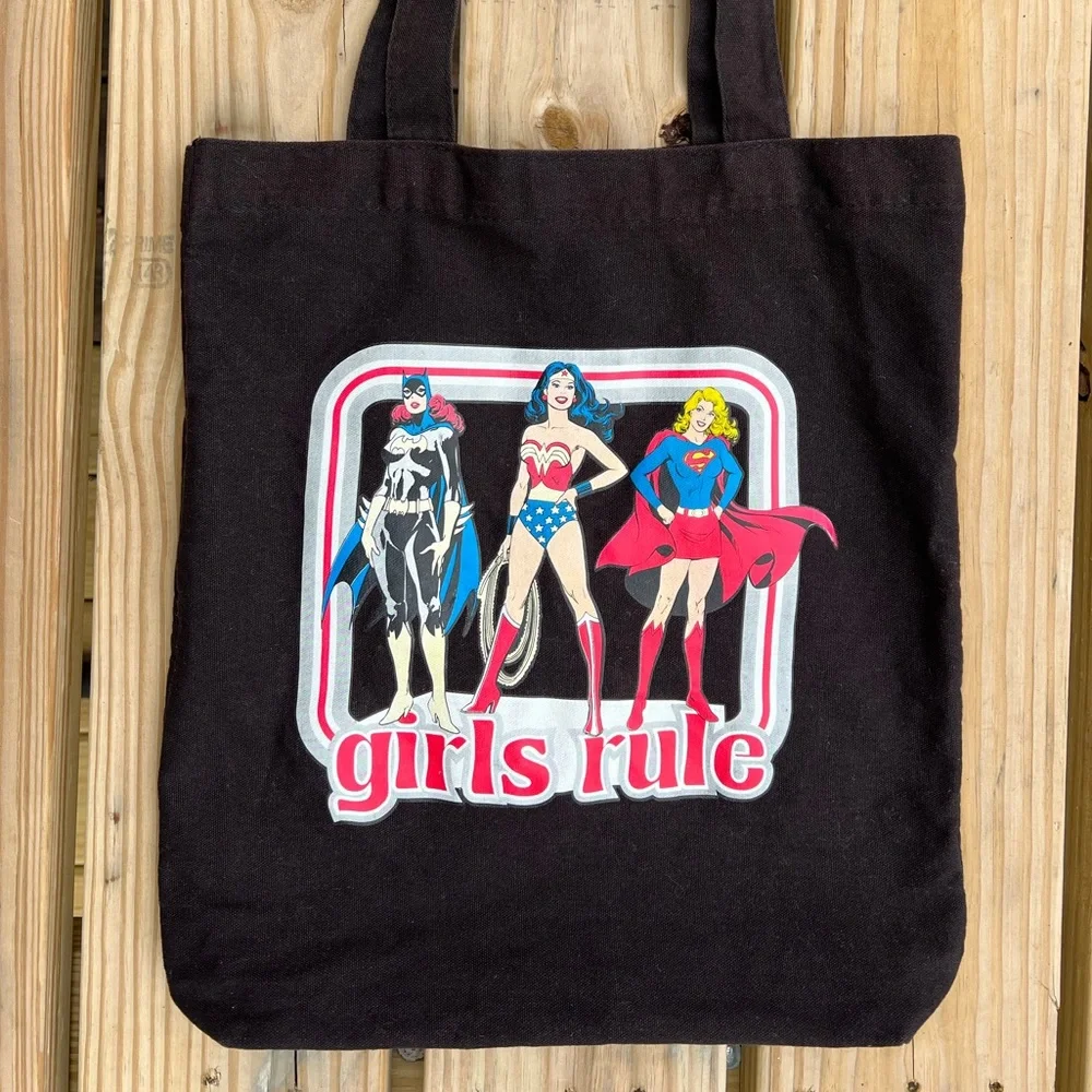 - DC Comics ‘Girls Rule’ Female Superhero Tote Bag! EUC!